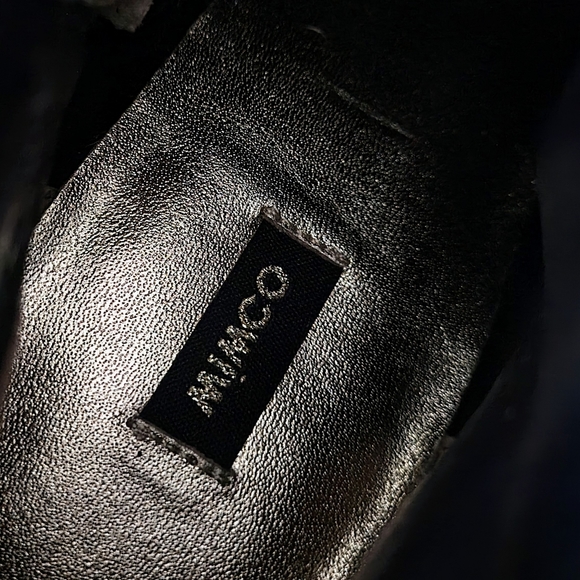 Women's size 38 =7AU 'MIMCO' Gorgeous black and white leather ankle boots AS NEW - Picture 4 of 8